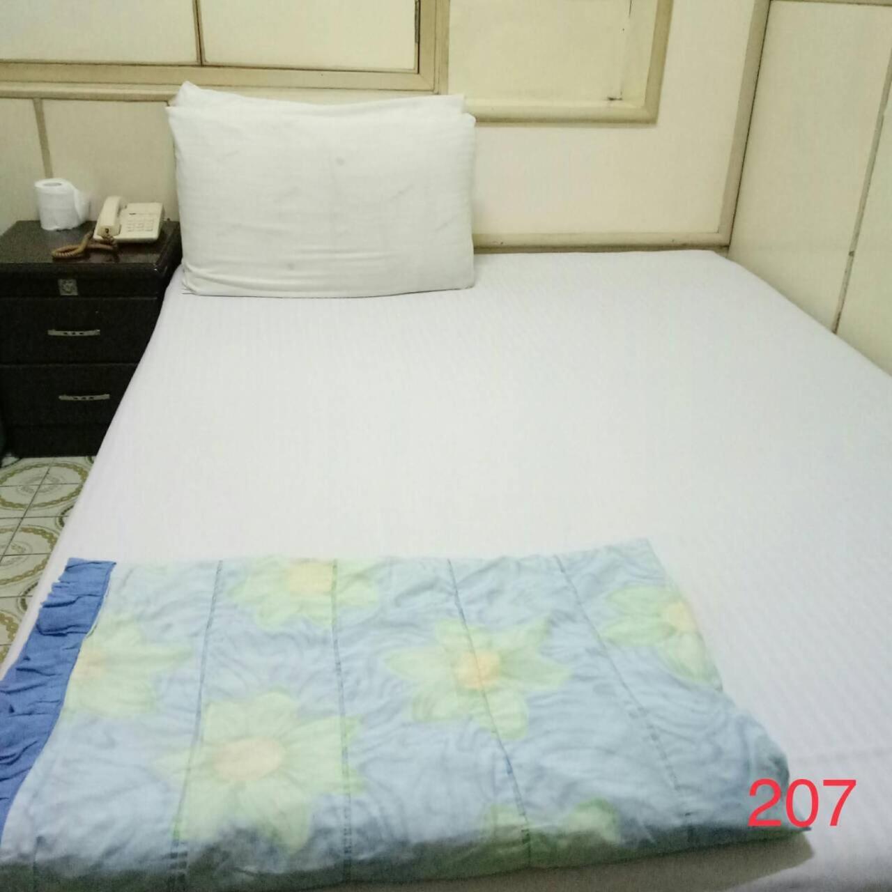 Yongxing Inn Kota Chiayi Bagian luar foto